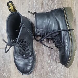 Doc Dr Martens 1460J Black Leather Combat Boots Size 4 Men 5 Women